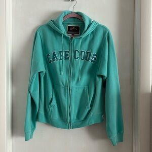 Cuffy’s of Cape Cod hoodie size S